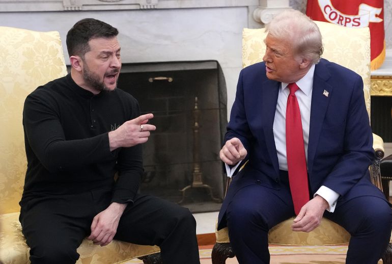 WASHINGTON, DC - FEBRUARY 28: U.S. President Donald Trump and Ukrainian President Volodymyr Zelensky meet in the Oval Office at the White House on February 28, 2025 in Washington, DC. Trump and Zelensky are meeting today to negotiate a preliminary agreement on sharing Ukraines mineral resources that Trump says will allow America to recoup aid provided to Kyiv while supporting Ukraines economy. Andrew Harnik/Getty Images/AFP (Photo by Andrew Harnik / GETTY IMAGES NORTH AMERICA / Getty Images via AFP)