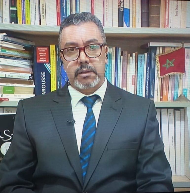 خالد شيات يؤكد أن التوازن المغربي لا يُقرأ من زاوية الاصطفاف بل من خلال تشابك المصالح العالمية (الجزيرة)