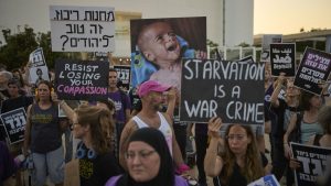 دول غربية تدين سياسة “التجويع” في غزة وتحمّل إسرائيل مسؤولية الانهيار الإنساني