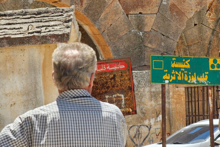 دروز إدلب يرفضون علم إسرائيل في السويداء(الجزيرة نت)