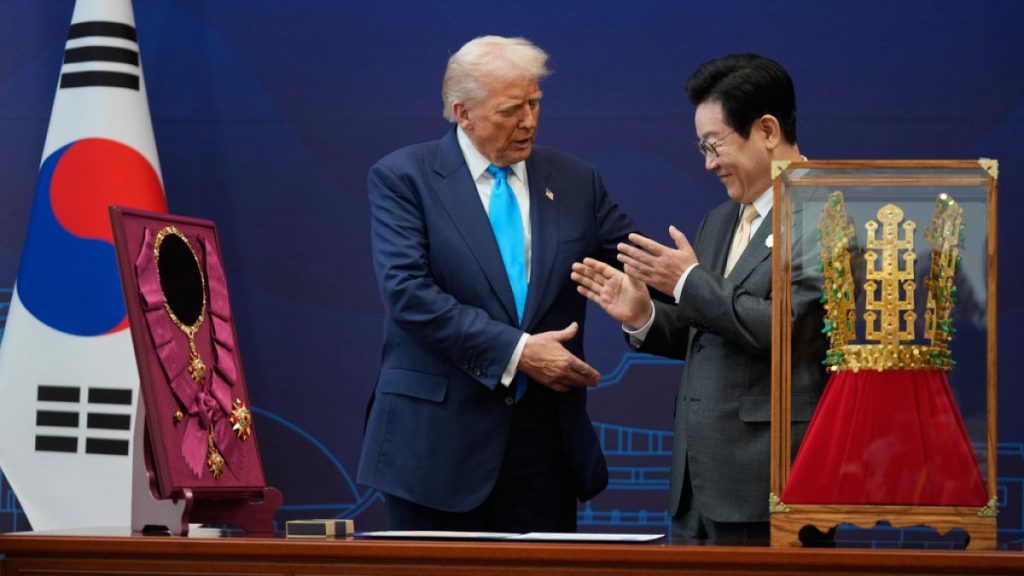 ترامب يتوصل إلى اتفاق تجاري مع كوريا الجنوبية: آخر وأهم محطة في الجولة الآسيوية قبيل اللقاء مع شي