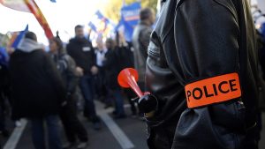 فرنسا: ستة معتقلين بعد سطو مسلح على مختبر ذهب في ليون