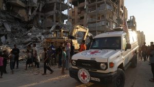 الصليب الأحمر يحذّر من تصاعد أعمال العنف ضد العاملين الإنسانيين في غزة والسودان