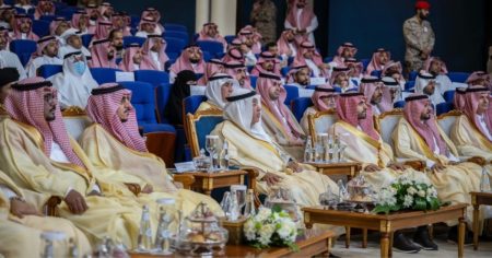 وزارة الدفاع توقّع مذكرات تعاون مع 10 جامعات لبناء القدرات وتبادل الخبرات