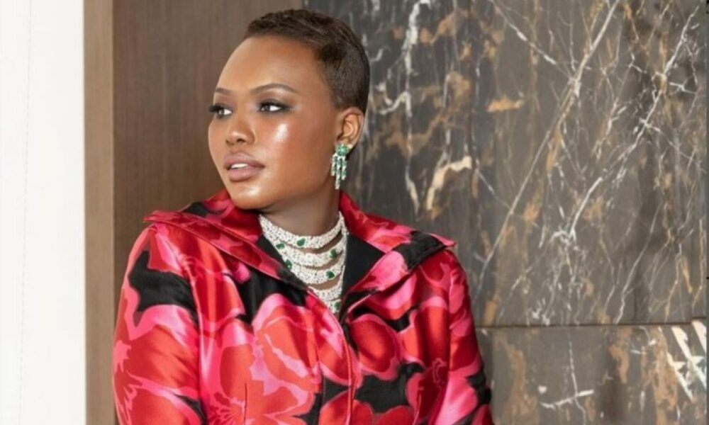 خديجة معاذ تطرح ألبوم “لايطق العرق” بـ6 أغانٍ قريباً