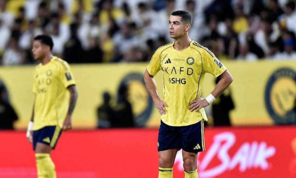 رونالدو يعلق على خروج فريقه من كأس الملك: “نقف شامخين”