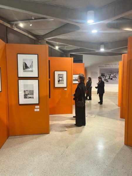 لندن تحتضن معرضاً مصوراً للأميرة البريطانية أليس خلال زيارتها للسعودية عام 1938