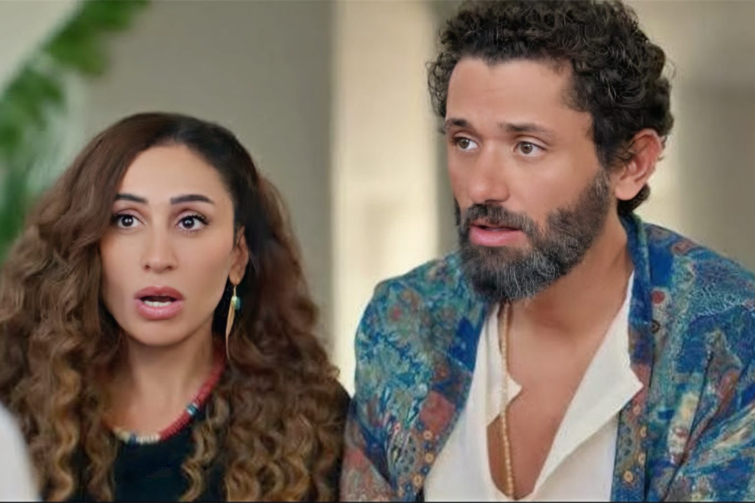 بعد انفصاله عن زوجته بأيام.. كريم عبد العزيز يطرح إعلان “طلقني” مع دينا الشربيني