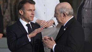 في ذكرى اندلاع ثورة الجزائر.. صفحةٌ لا تُطوى وشبح الماضي يسمّم العلاقات مع باريس