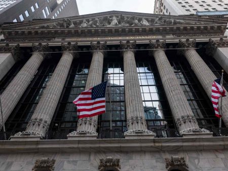 رئيسة فدرالي بوسطن تدعو للتريث بشأن خفض الفائدة