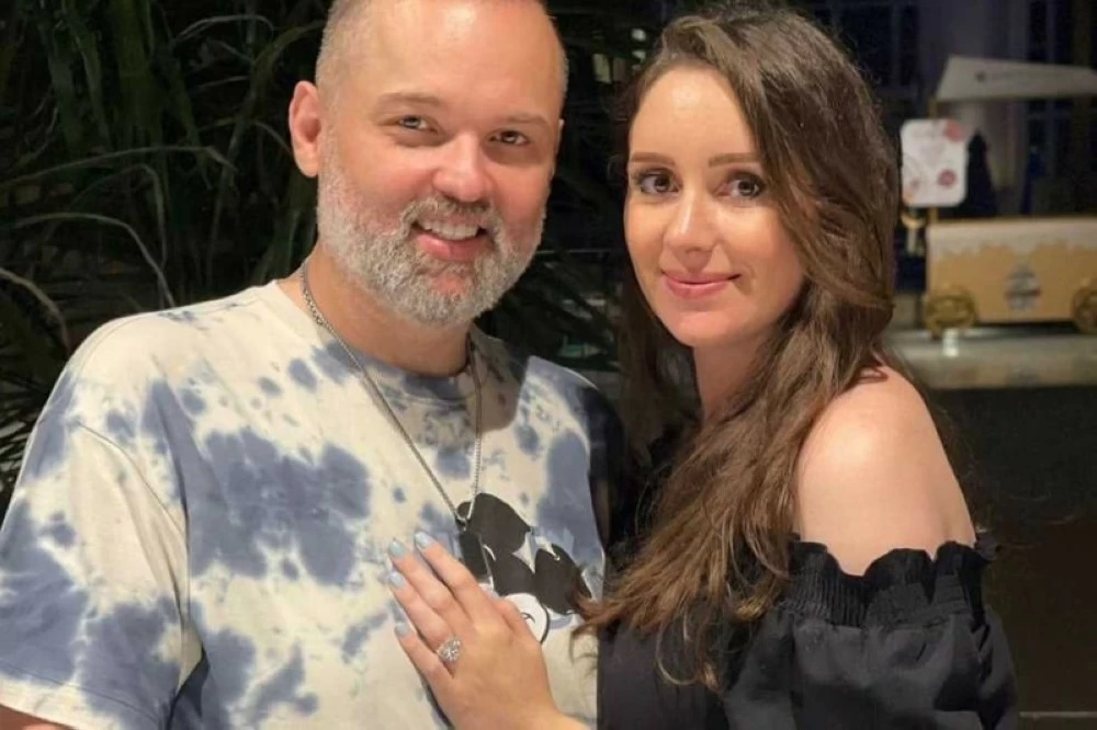 «نزيف داخلي وعناية مركزة».. أزمة صحية مفاجئة لزوجة محمد محمود عبدالعزيز – أخبار السعودية