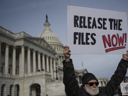 لوينسكي ومونرو وغيرهما.. فضائح أخلاقية هزت البيت الأبيض