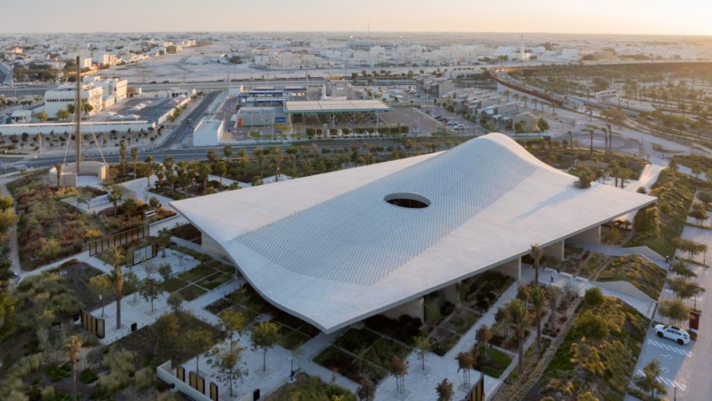 ”المجادِلة” يفوز بجائزة ريبا للعمارة في الشرق الأوسط 2025