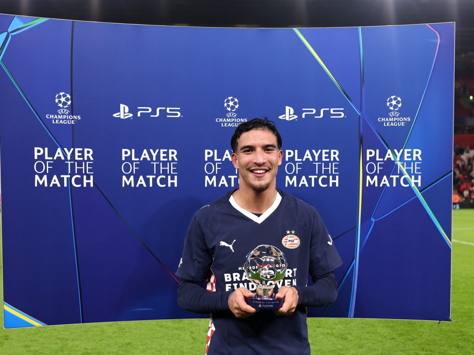 الفائزون بجائزة “أفضل لاعب بالمباراة” بدوري أبطال أوروبا.. بينهم مغربي وجزائري