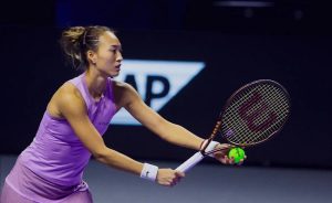 تحديات مثيرة في منافسات نهائيات رابطة محترفات التنس 2025 بالرياض