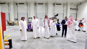 تعزيزا لاستدامة سلاسل الإمداد الزراعية.. وزير البيئة يطلع على مشروع «استمر» للخدمات اللوجستية