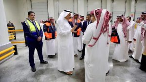 وزير البيئة والمياه والزراعة يزور مشروع شركة «استمر» للخدمات اللوجستية