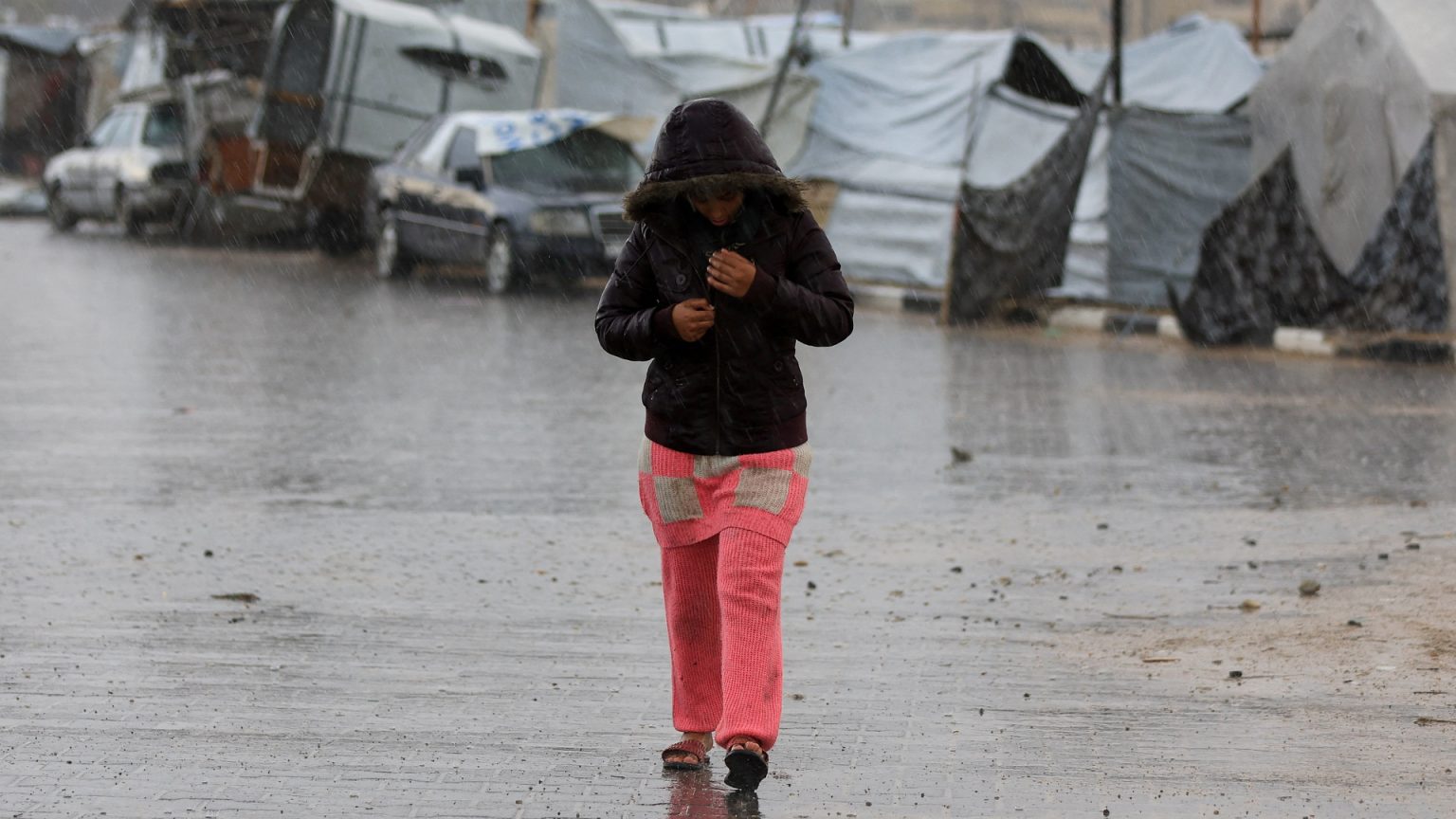 صحافة عالمية: تحذيرات من توسع حرب دارفور وبريطانيا تلغي اللجوء الدائم