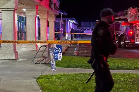 مقتل 4 وجرح 10 في إطلاق نار على تجمع بولاية كاليفورنيا