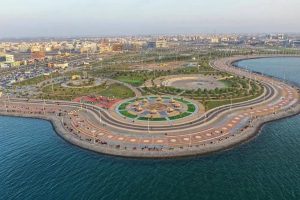 في جازان.. علماء وخبراء دوليون ورؤساء شركات كبرى يناقشون مستقبل صناعة الكيمياء وتقنيات المختبرات