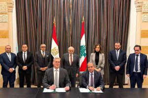 مصر توقع مذكرة تفاهم مع لبنان لتزويده بالغاز الطبيعي