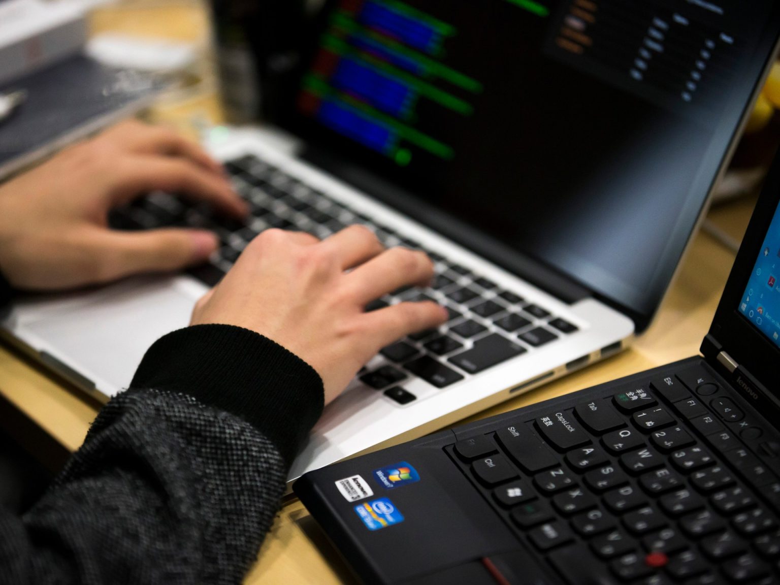 ليبيراسيون: هكذا تمكن القراصنة من اختراق وزارة الداخلية الفرنسية