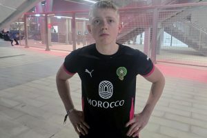 “المغرب غيّر حياتي”.. شاب إنجليزي يكشف للجزيرة نت سر تشجيعه أسود الأطلس ودوافع إسلامه