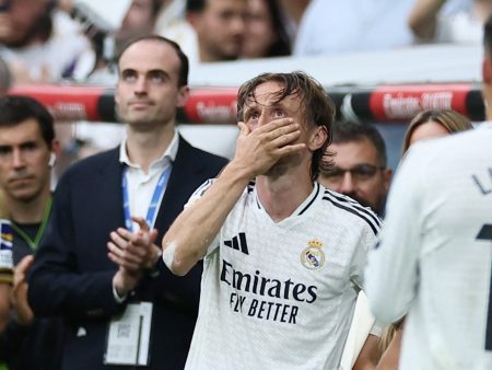 مودريتش يكشف كواليس انتقاله لريال مدريد وحلمه المُحطم في النادي