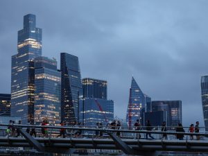 الاقتصاد البريطاني ينكمش في أكتوبر