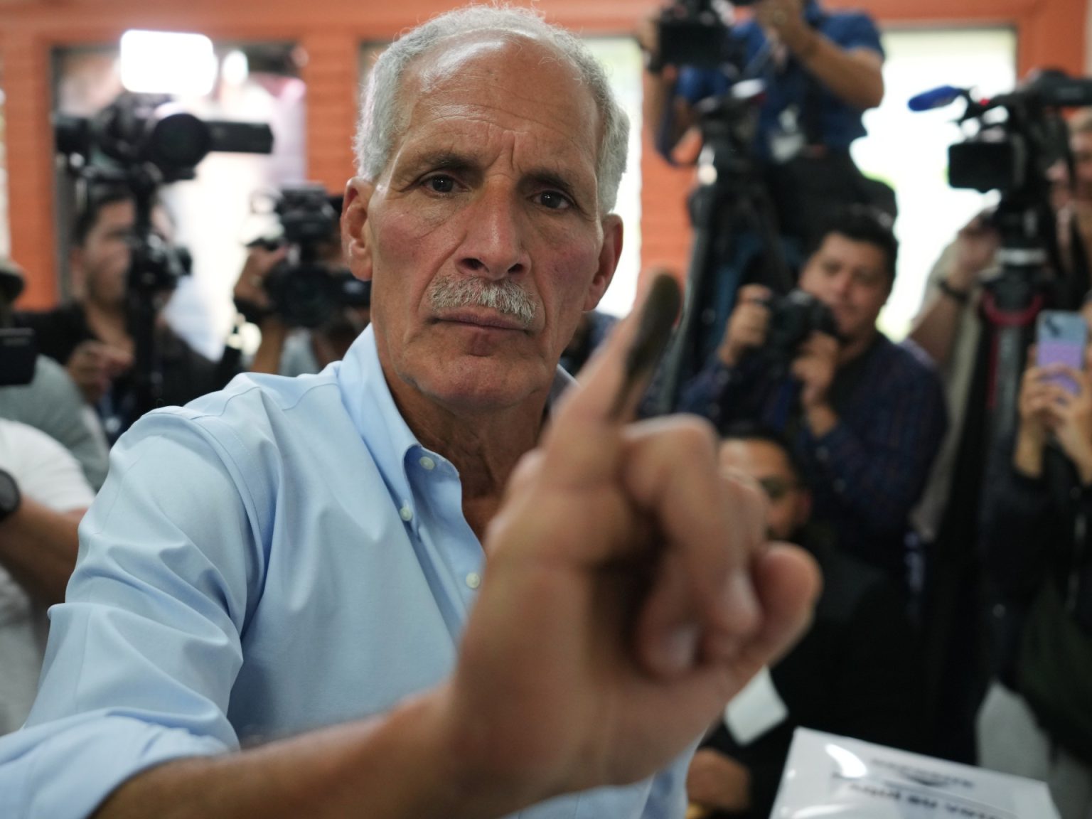 سر اهتمام ترامب بهندوراس وانتخاباتها