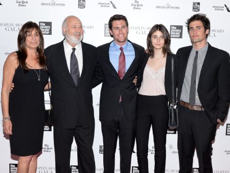 القبض على كاتب السيناريو الأميركي نيك راينر بتهمة قتل والديه