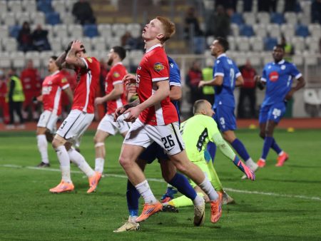 موهبة هولندية تدخل دائرة اهتمام كبار الأندية في أوروبا