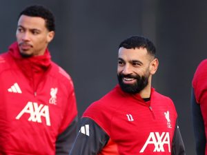 محادثات الصلح تنهي الأزمة بين صلاح وليفربول