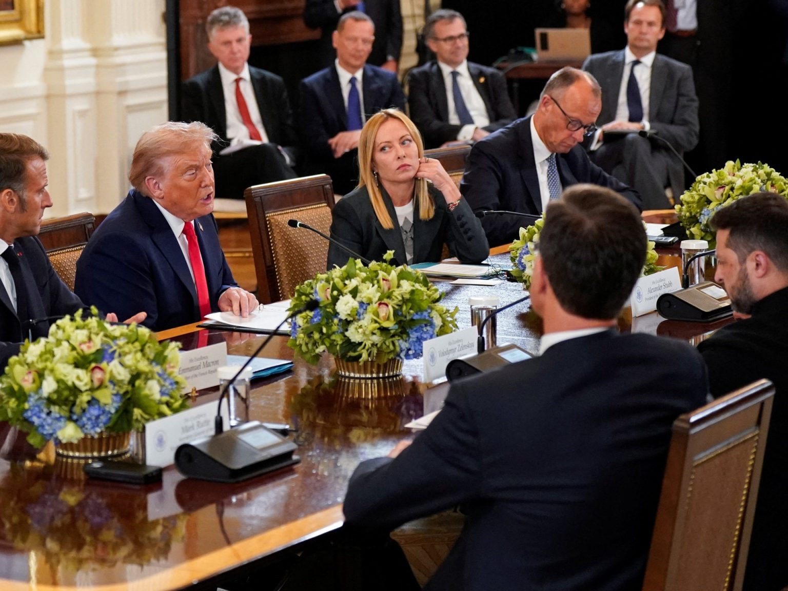 لوبوان: ترامب يضع أوروبا أمام خيارين