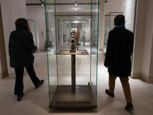 مافيا التحف.. الحكاية الخفية لرحلة المجوهرات المسروقة