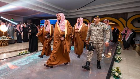 أكثر من 41 جهة وفردًا يحصدون جوائز "بصمة" بحائل.. تتويج الإبداع والتميز والمبادرات المؤثرة