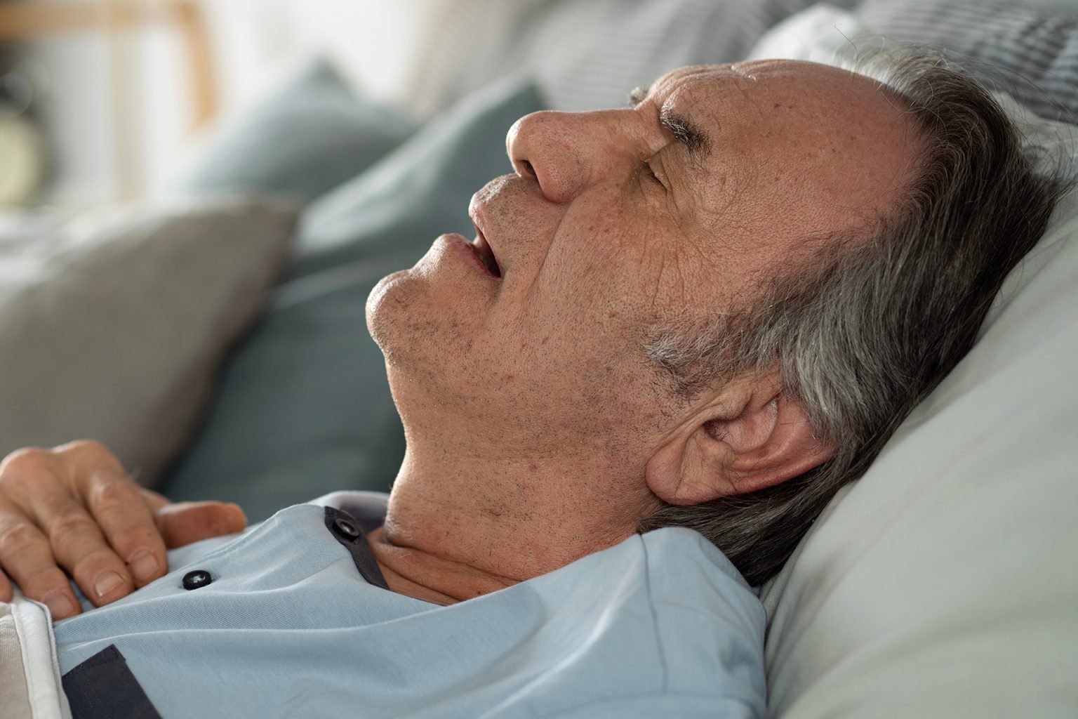 اختناق النوم يؤثر على الصحة العقلية