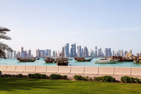 اقتصاد قطر يواصل النمو بدعم من القطاع غير النفطي