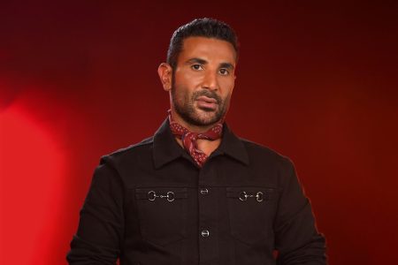 المطرب أحمد سعد يتراجع عن تصريحاته بشأن “ذا فويس” ويعتذر لجمهوره عن اختياراته