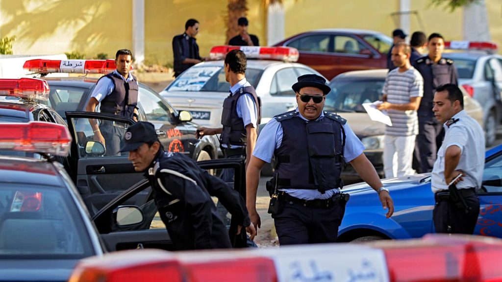 ليبيا: إصابة رئيس الشرطة القضائية برصاص مسلحين مجهولين في العاصمة