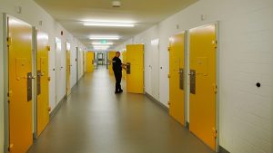 محاكمة “النمر الأبيض” في ألمانيا: اتهامات بتحويل غرف الدردشة إلى أداة تحريض قاتلة