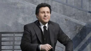 هاني شاكر.. من شائعة المليار دولار إلى مليون في منزله – أخبار السعودية