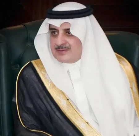 أمير تبوك يواسي فالح الحقباني في وفاة والدته – أخبار السعودية