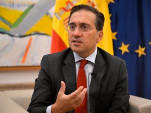 إسبانيا تحث الاتحاد الأوروبي على تشكيل جيش مشترك