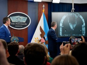 إستراتيجية البنتاغون تُناقض أفعال ترمب