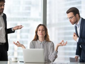 تمارين لتفريغ الغضب وتهدئة العقل.. حكم في مشاعرك بحركات بسيطة