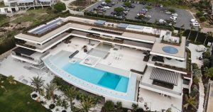 صنابير ذهبية و35 مليون يورو.. رونالدو يستعد للانتقال لقصر الاعتزال الفاخر