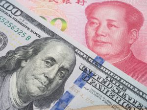 هل تستطيع أوروبا والصين و “بريكس” تقويض عرش الدولار؟