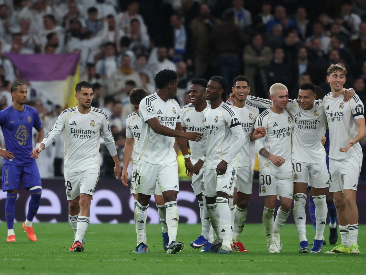 لاعب ريال مدريد يرفض تشبيهه بميسي