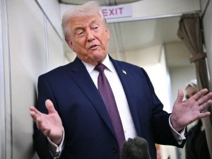 غارديان: اقتصاديون ألمان يطالبون حكومتهم بسحب الذهب من أمريكا